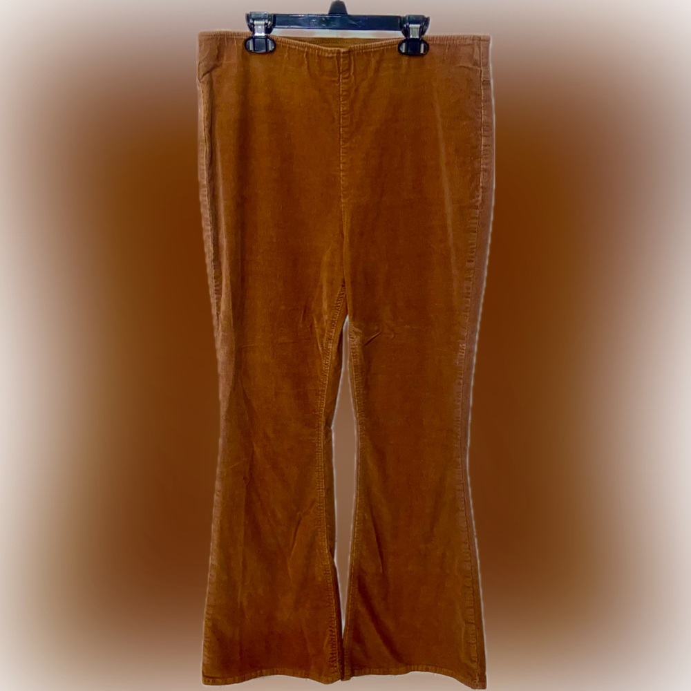 No Boundaries WOMENS Brown Corduroy Flared Leg Trousers Size Large (11-13)